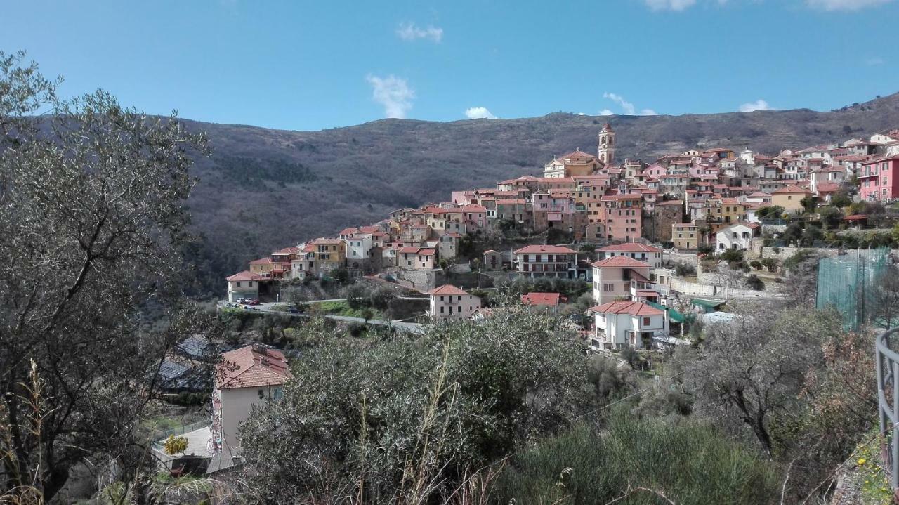 Casa Dalia Villa Pietrabruna Buitenkant foto